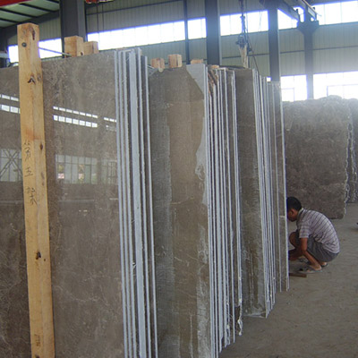 Lucciano marron slabs.jpg