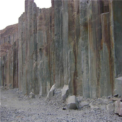 Green basalt.jpg