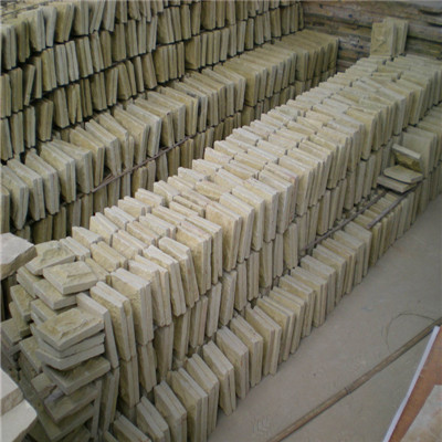 Yellow Sandstone 1.jpg