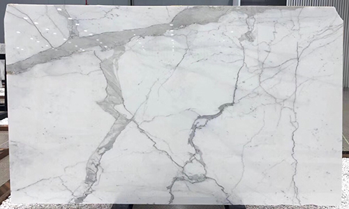 Calacatta slabs 3.jpg