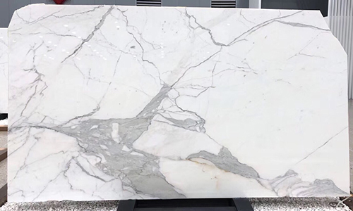 Calacatta slabs 7.jpg